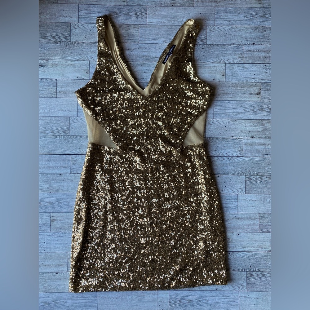 Bebe dress